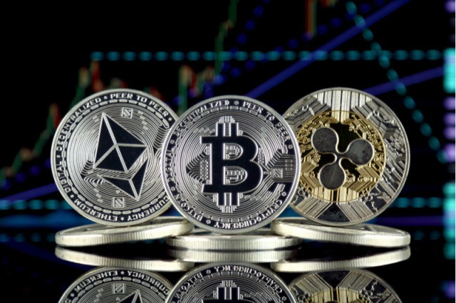Cryptocurrencies_800x533_L_1556444856-6zZfFypa2A.jpg